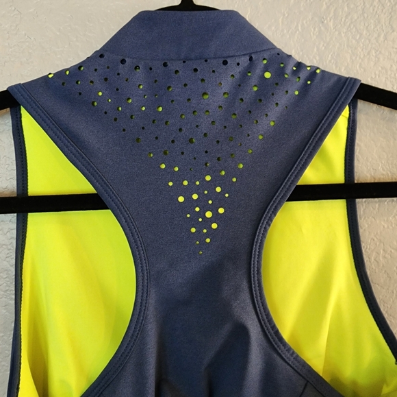 adidas Golf Performance Compression Color Pop Racerback Top - Picture 8 of 9